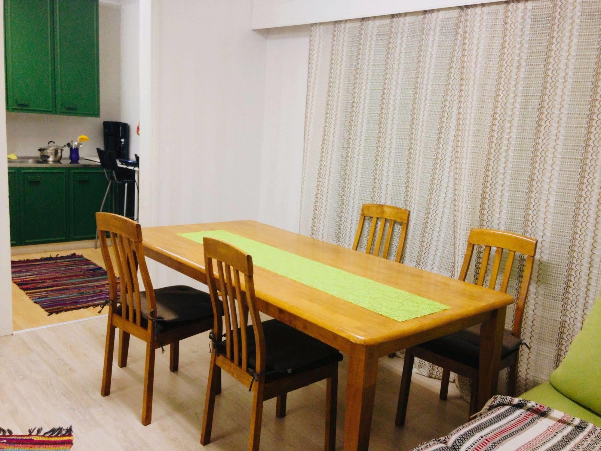 Guest House Ugrin Paikka Sippola Eksteriør bilde