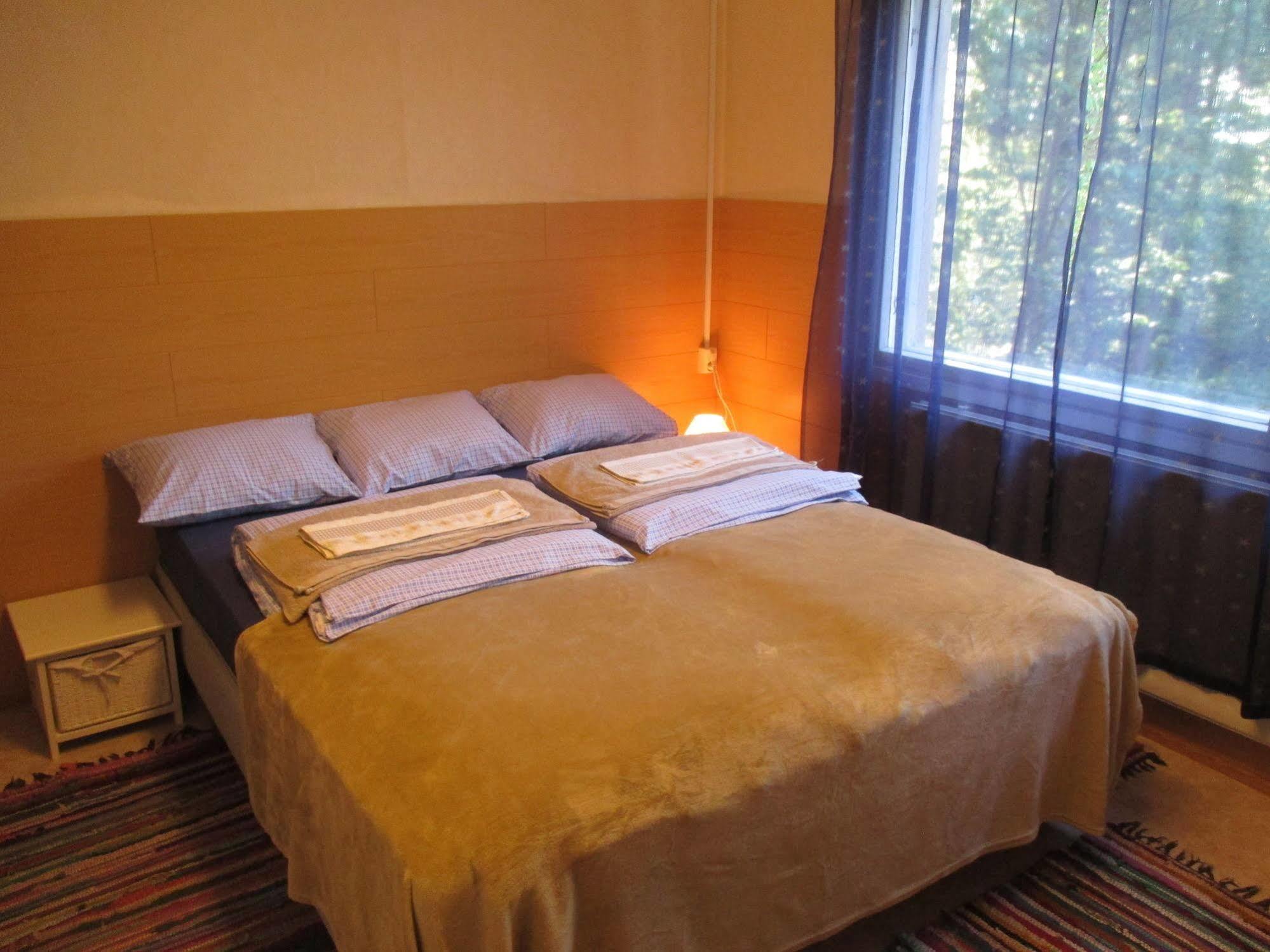 Guest House Ugrin Paikka Sippola Eksteriør bilde